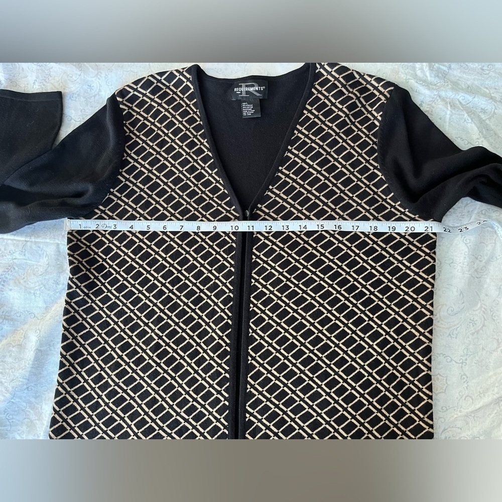 Requirements Black and Tan Cardigan‎ Sweater - Picture 5 of 11